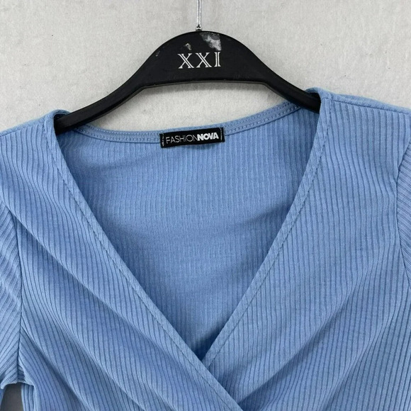 Fashion Nova Crop Top Women's Sz M Blue Ribbed Knit Fitted Long Sleeve Stretch - Picture 6 of 10